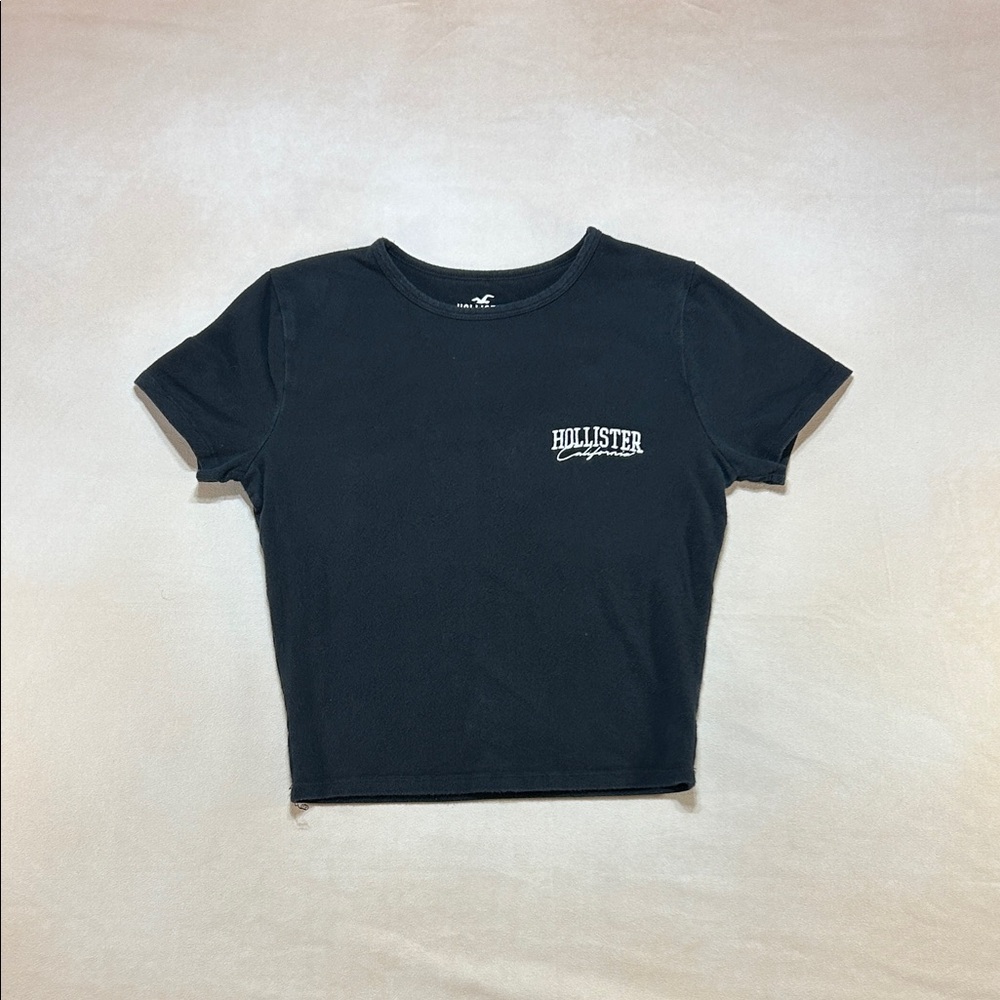 Hollister top